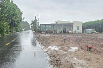 Bán đất xã Đất Đỏ đối diện cổng chính kcn. Lốc sỉ 14 lô 5 x 36 chưa qua đầu tư, giá chỉ 980tr